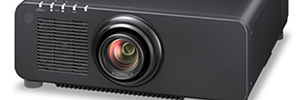 Panasonic presents its DLP laser projector 1 lighter and more compact chip
