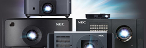 A NEC Display está comprometida com a tecnologia SSL como um método de iluminação de seus projetores