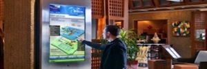Signes discusses the benefits of wayfinding in interactive digital signage projects
