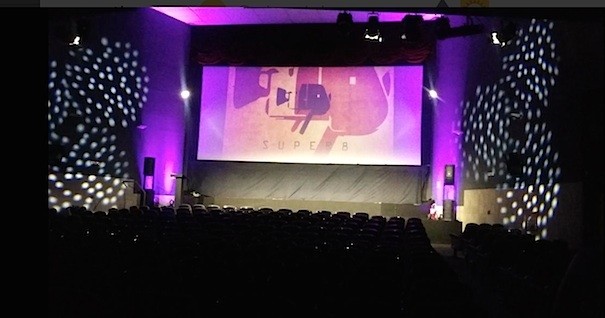 Super 8 antes Callao City Lights