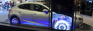 كريستي باندوراس بوكس يساعد على رؤية "الأشعة السينية" الداخلية لسيارة مازدا 3