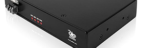 AdderLink XD150FX DVI Видеоудлинитель с USB 2.0 по дуплексному оптоволоконному кабелю LC