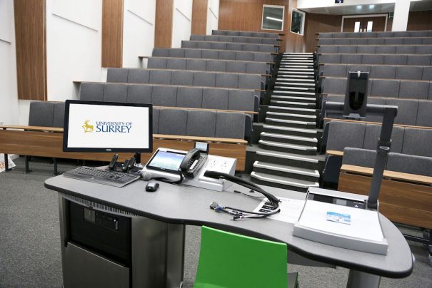 universidad-surrey-veterinaria-crestron