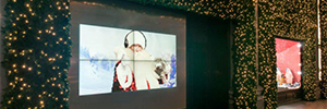 Selfridges erneuert das Schaufenster seines Flagship-Stores in London mit einer Videowand von DynaScan