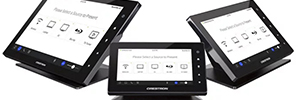 Crestron unveils its new programming and visualization solutions for room reservation