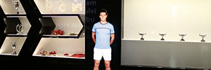 Ein virtueller Rafa Nadal begrüßt die Besucher im Sport Xperience Museum