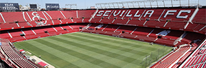 Philips Lighting installiert die neue LED-Beleuchtung des Stadions des FC Sevilla