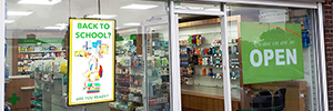 El soporte DSF265P de Peerless-AV es utilizado en las soluciones de digital signage de las farmacias de Inglaterra