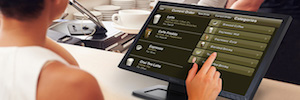 Viewsonic TD2421: projetado para oferecer interatividade em quiosques digitais e pontos de venda