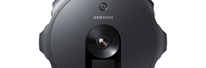 Samsung presenta una fotocamera per catturare, visualizzare e modificare contenuti 3D in realtà virtuale
