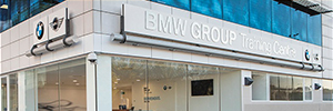 BMW Ibérica تزود قاعات التدريب الخاصة بها بمعدات سمعية وبصرية كاملة