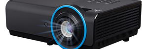 InFocus IN3140: high-brightness projectors for the classroom and the company