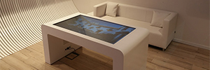Interaction conçoit une table interactive multitouch pour Onlycable