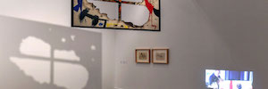维泰尔萨在IVAM参加琼·米罗展览的视听装置