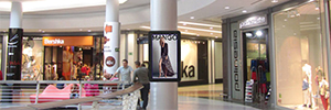 Artemedia Futura presents its most versatile kiosk, ideal for small spaces
