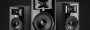 JBL (en) 3 Série MkII : moniteurs de studio autoamplifiés améliorant l’écoute active
