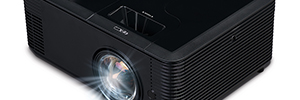 InFocus presents three lines of projectors for the classroom and companies compatible with Byod