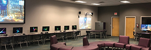 Barco's Technology Encourages Classroom Interaction and Enhances Learning in Texas Centers
