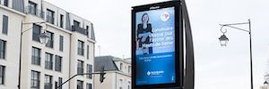 JCDecaux exibe mobiliário de rua digital no departamento francês de Halys-de-Seine