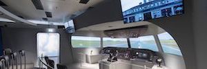 O mundo do cockpit de um avião: a experiência multimídia do Aeroporto de Viena
