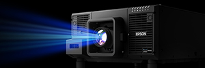 Epson presents in Spain its first compact projector WUXGA 20.000 Lumens
