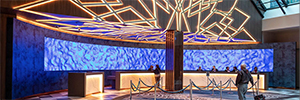 Seneca Niagara Resort & Casino sorprende i suoi ospiti con un grande schermo curvo a Led
