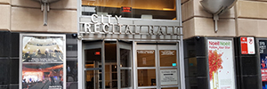 City Recital Hall migliora l'esperienza del cliente con Signagelive