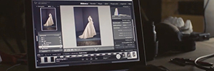 Thyssen Museum nutzt Canon-Projektoren, um Designer Balenciaga Tribut zu zollen