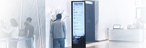 B-Tech BT7007: Digital Signage Kiosk für 88 LG Zoll