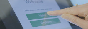 Sharp offre una piattaforma di registrazione intelligente con gestione ottimizzata dei visitatori