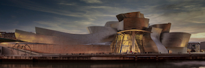 Das Guggenheim Museum Bilbao modernisiert seine Lichtanlage mit Zumtobel