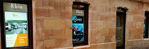 The real estate company Kbia shows the advantages of bringing digital signage to shop windows