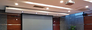 El Tribunal Popular de Hefei moderniza su sala de reuniones con dnp