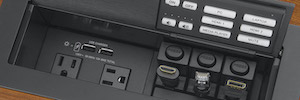 Extron NBP 1200C: panel de control AV, red y cable Cubby para salas de reuniones