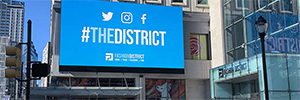 The Fashion District of Philadelphia integrates the screens of SNA Displays in its digital signage project