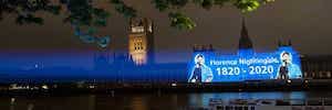 Motion Mapping transforme la façade du Palais de Westminster en toile dynamique