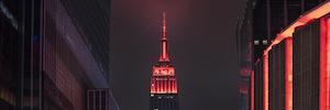 #WeMakeEvents mobilizes today around the world illuminating the night in red