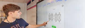City of London School prepara suas salas de aula para o futuro com sistemas interativos BenQ
