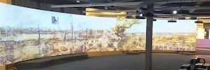 维奥索控制着比利时博物馆西区尼尤波特的大型弧形屏幕