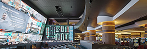 Analog Way versorgt die großformatigen Displays von Circa Resort & Casino