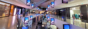Sinalização digital da Daktronics melhora mensagens publicitárias no Emaar Marina Mall