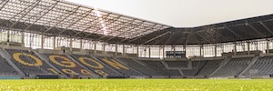 RCF impulsiona o som no renovado estádio polonês Florian Krygier