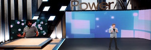 PowerAVオンラインイベントは、パナソニックのカメラのおかげで実際の仮想の境界線をぼかします