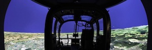 Barco FL40 4K incoraggia l'addestramento nel simulatore di elicotteri di TUM