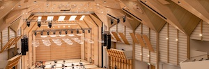 Tampere Hall ilumina seus concertos com tecnologia de led sustentável da Euforia