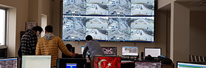 数据路径管理土耳其警察控制中心的屏幕