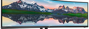 Philips 498P9Z: Super-Wide professional monitor for multitasking environments