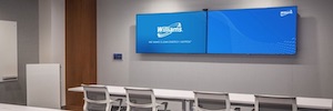Crestron otimiza controle virtual das salas de reunião com a plataforma VC-4