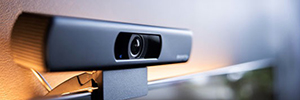Konftelはズームルーム用のCam20会議カメラを認定します