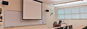 Merced College schafft HyFlex-Zimmer mit Biamp TesiraForté